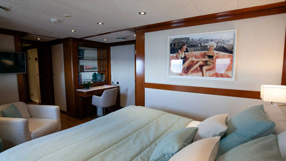 VIP cabin 2