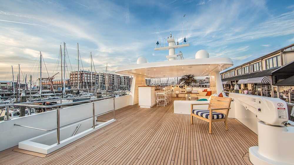 Flybridge