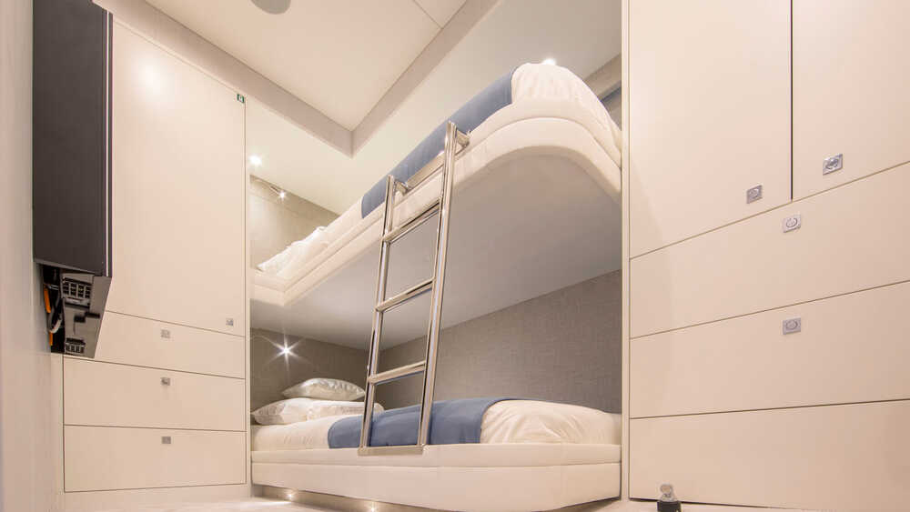 Guest cabin on port side