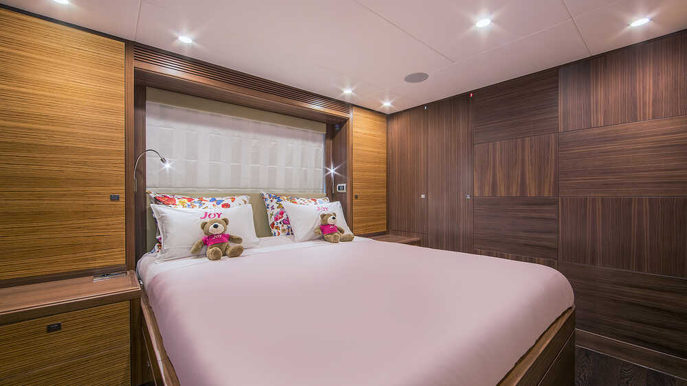 Guest cabin on starboard side