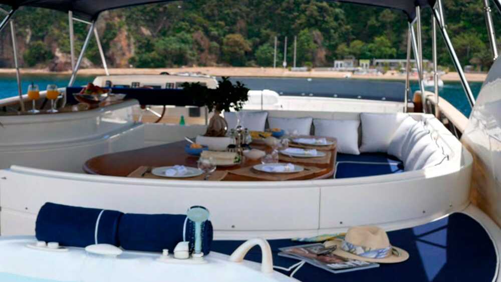 Flybridge M/Y LADY AMANDA