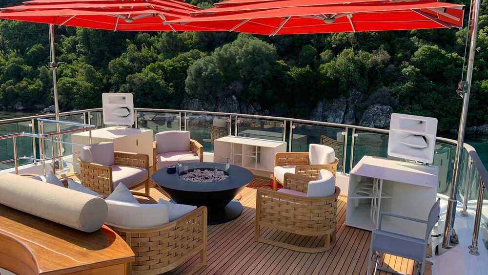 Sundeck