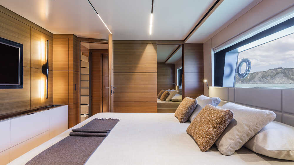 Guest cabin