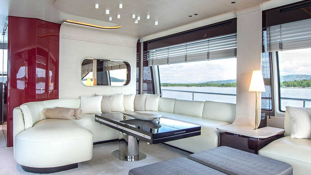 Salon on main deck in lounge version