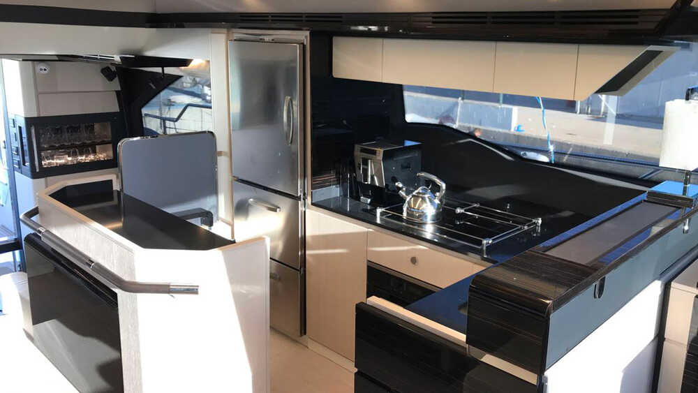 Azimut 66 2017
