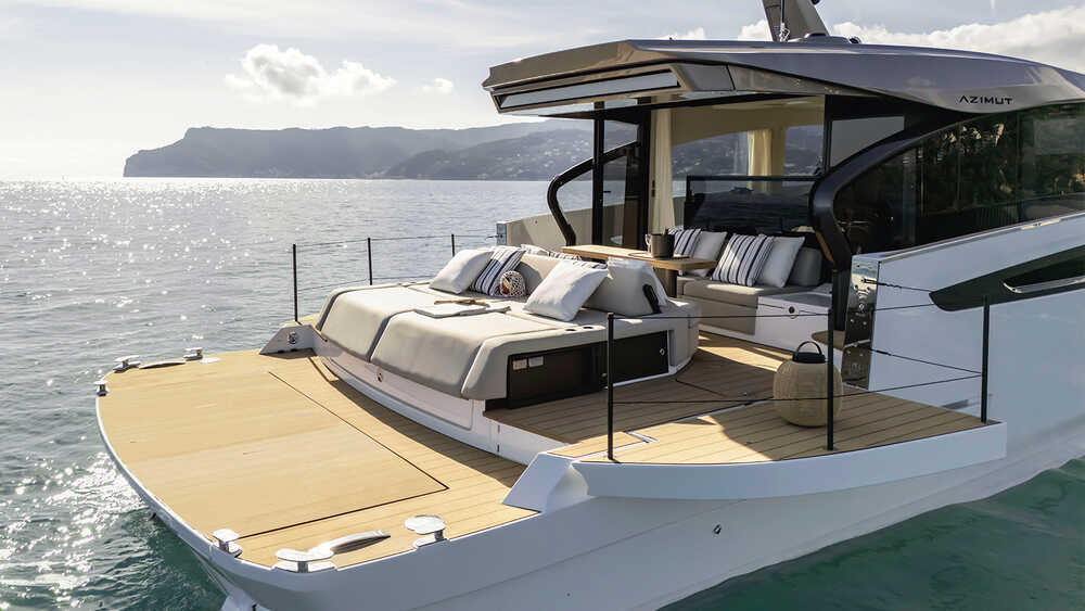 Fun island on cockpit