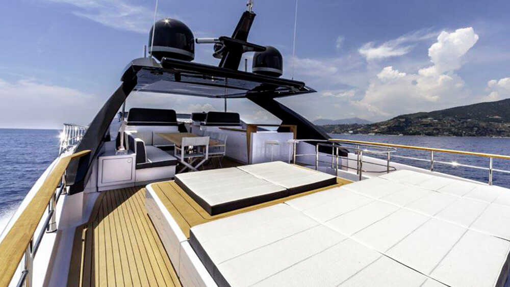 Flybridge 