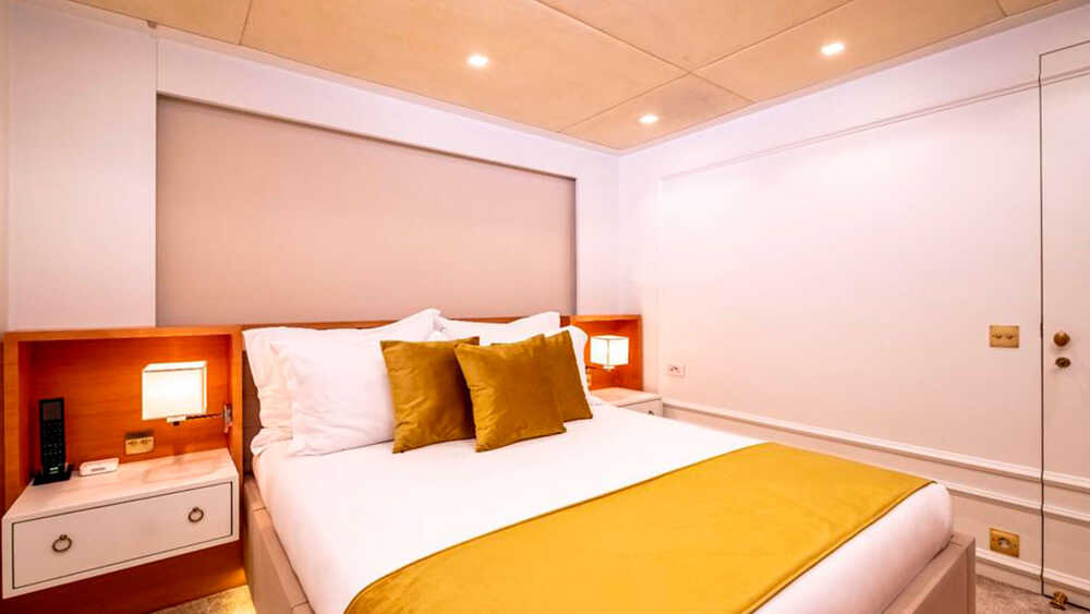 VIP cabin