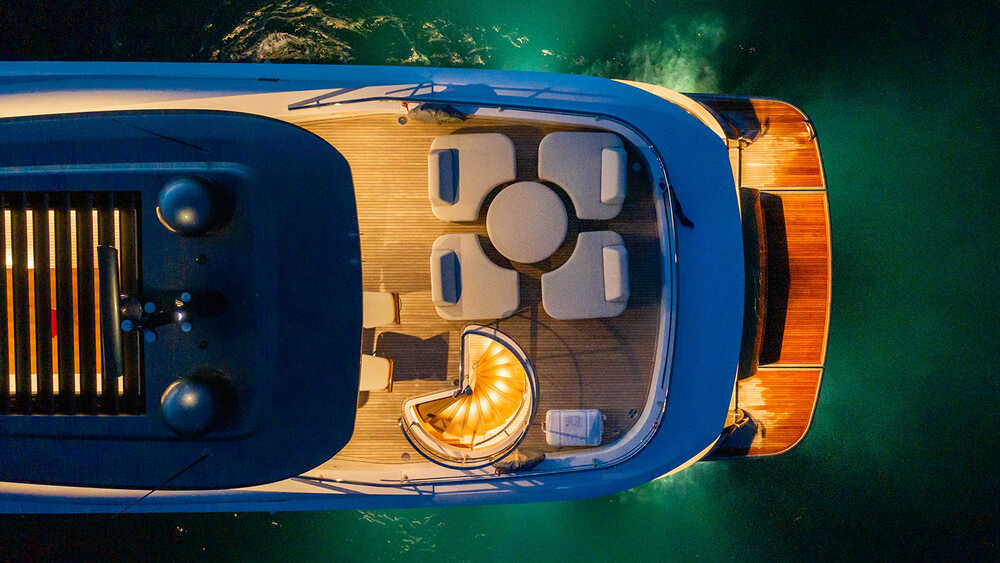 Exterior Magellano 25 METRI 