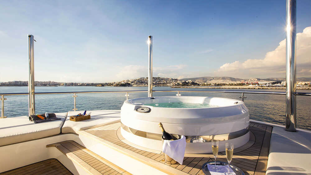 Sun deck