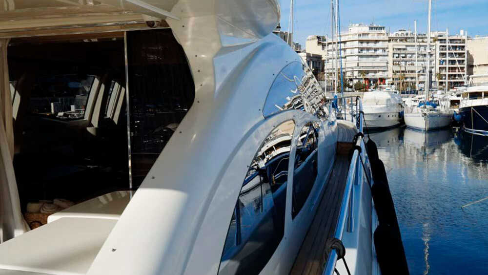 Exterior Azimut 86S