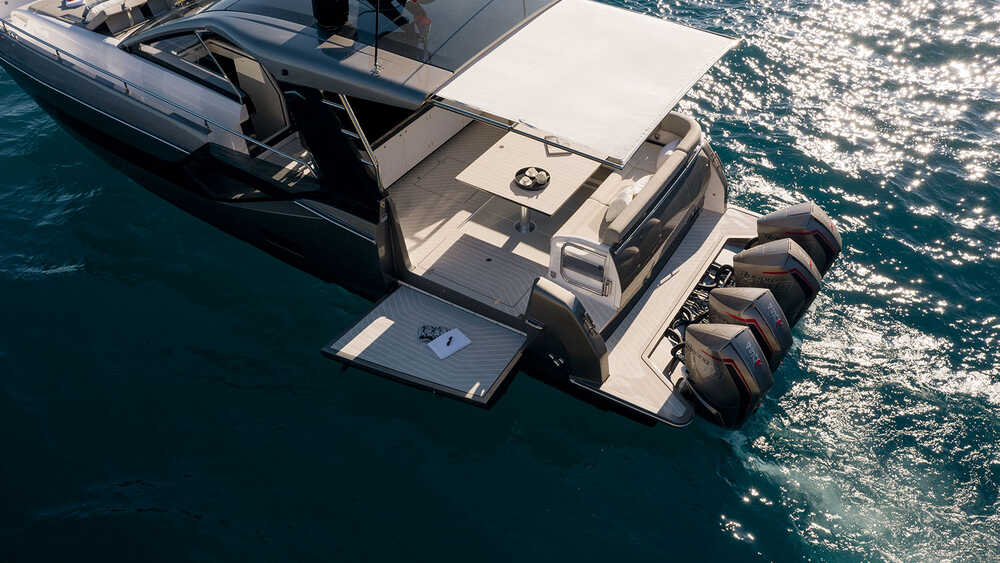 Electric awning in cockpit