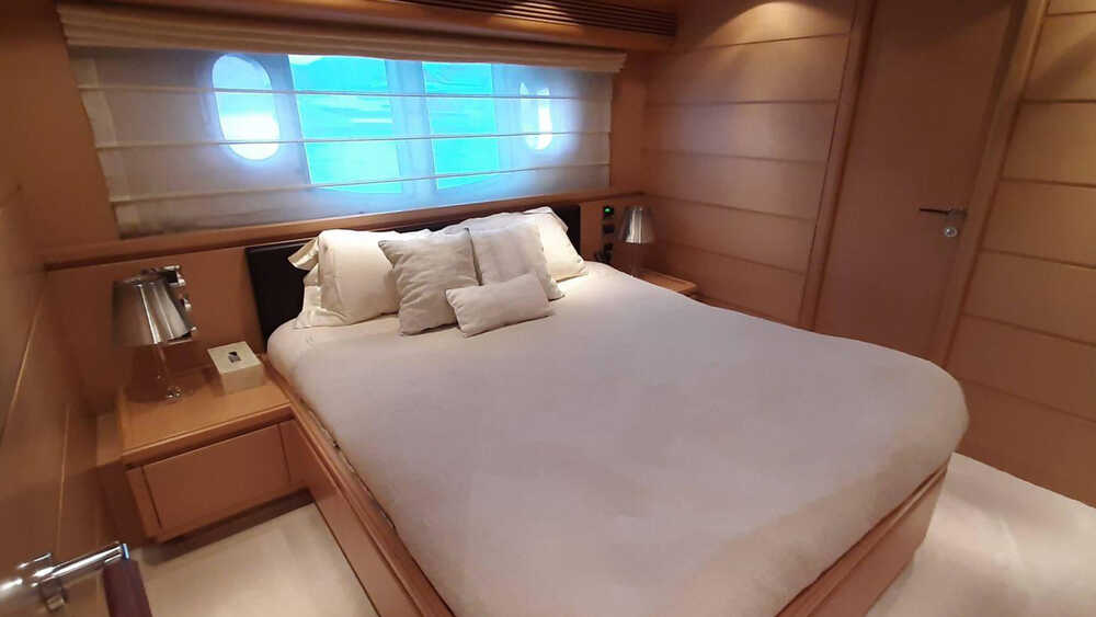 Guest cabin