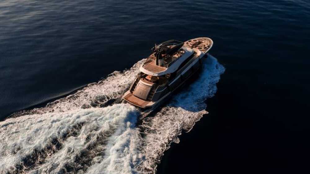 Exterior Monte Carlo 76