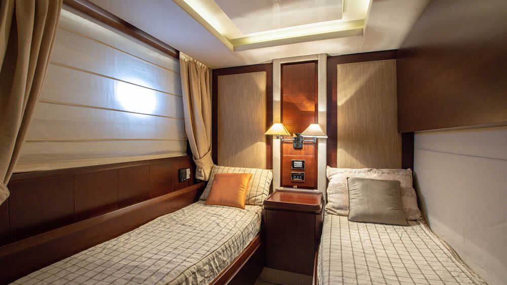 Guest cabin 1