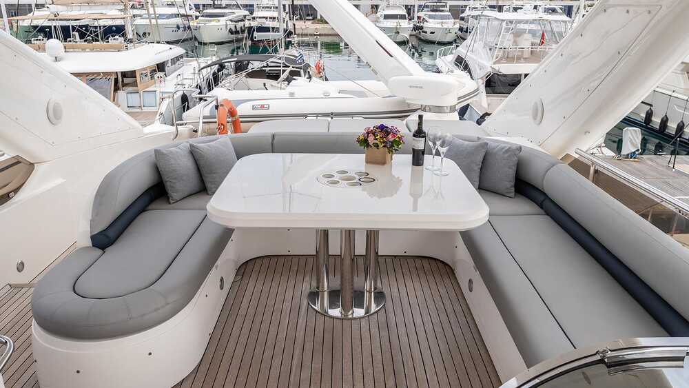 Flybridge