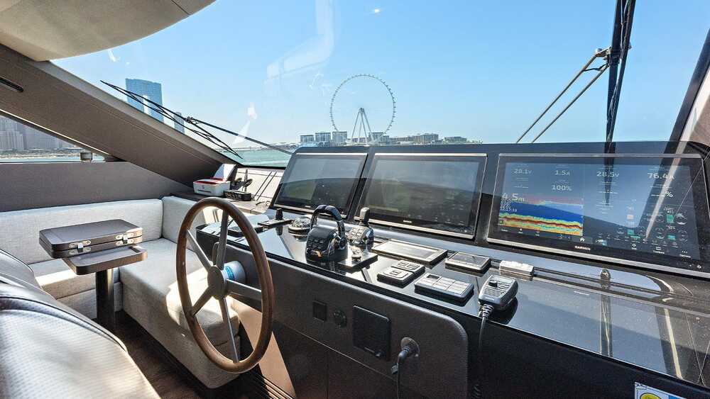 Main helm station