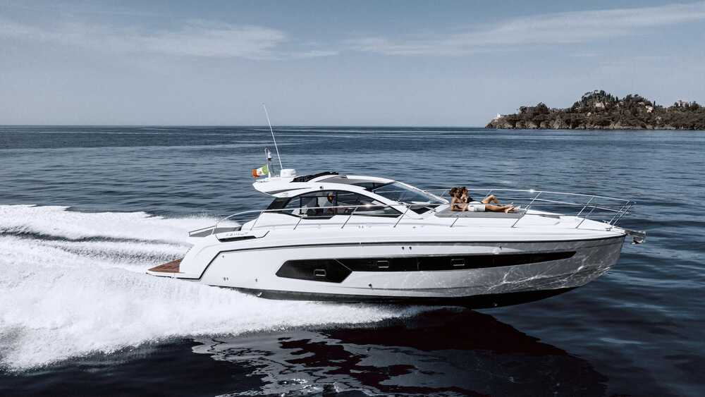Azimut Atlantis 45 Exterior