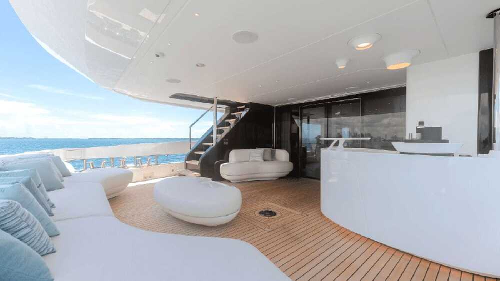 Azimut TYCOON, 35.97 м
