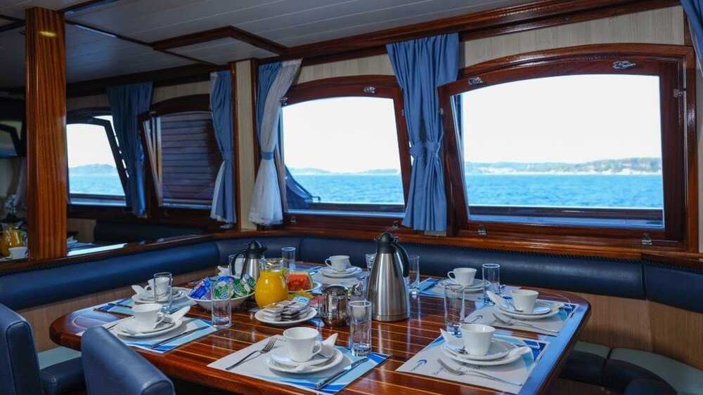 MENDULA, 36.00 м