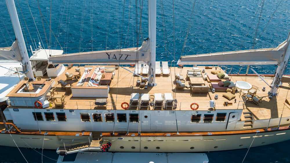 Aegean Yacht YAZZ, 55.98 м