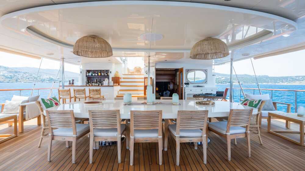 Aegean Yacht YAZZ, 55.98 м