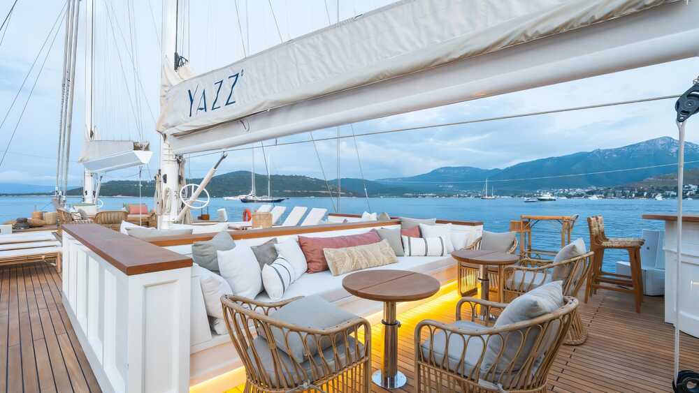Aegean Yacht YAZZ, 55.98 м