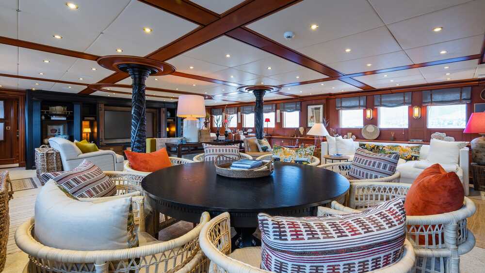 Aegean Yacht YAZZ, 55.98 м