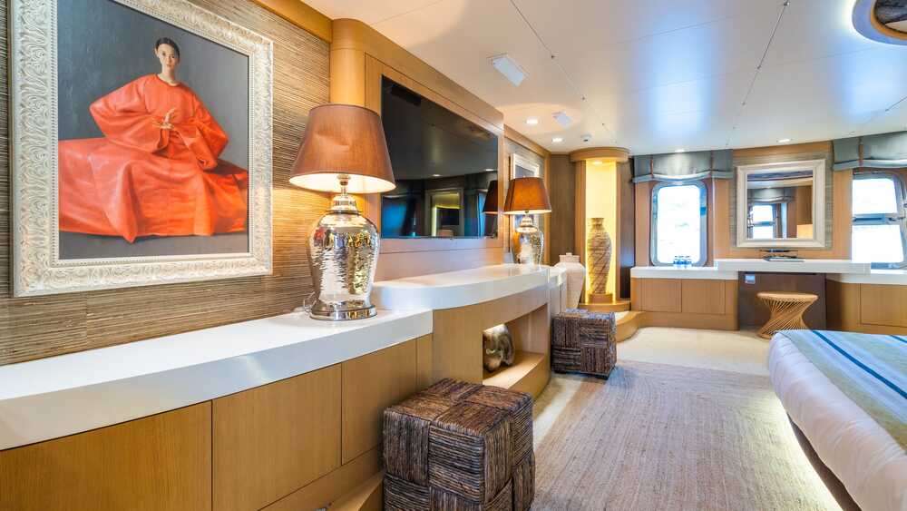 Aegean Yacht YAZZ, 55.98 м