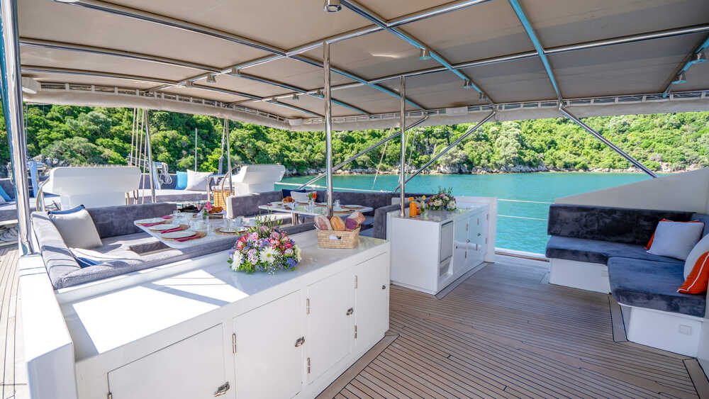 Valena Yachting UBI BENE, 44.00 м