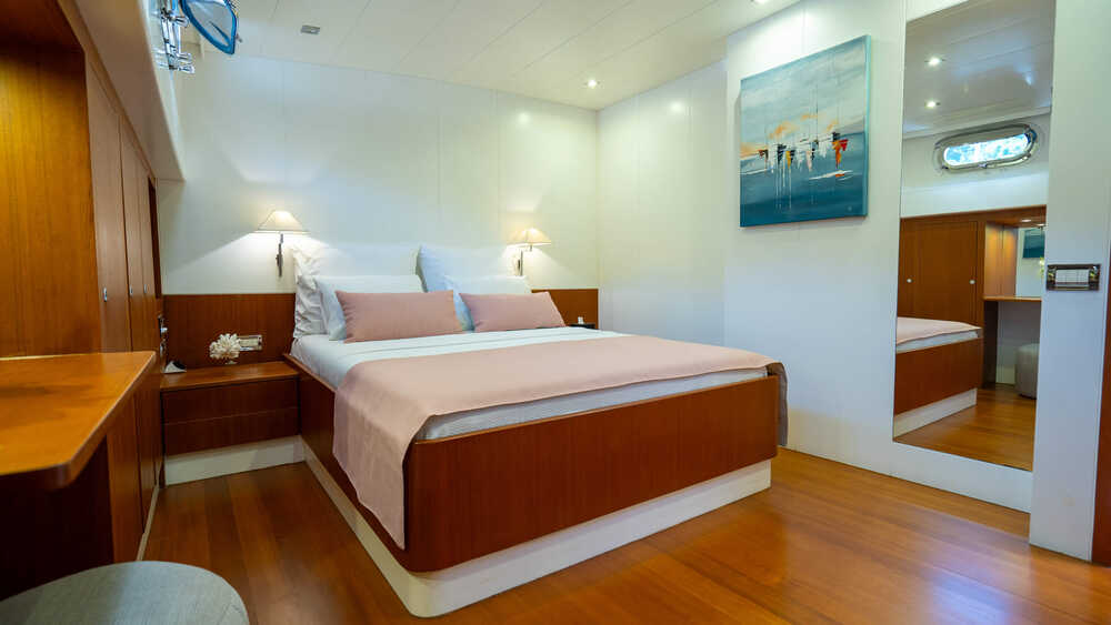 Valena Yachting UBI BENE, 44.00 м
