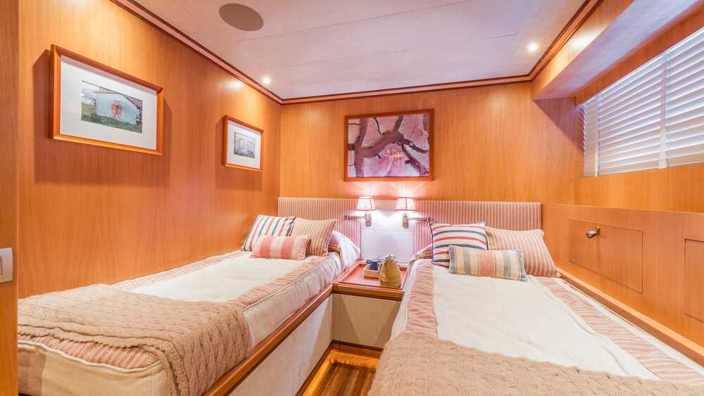 Castagnola 38 WJ ANGRA TOO, 38.00 м