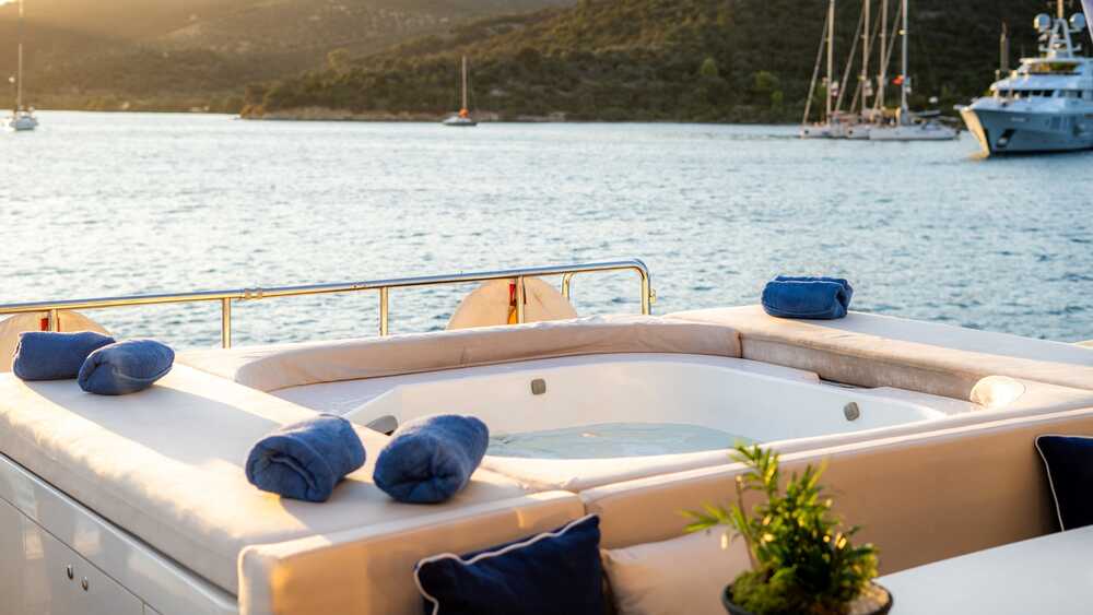Isa Yachts LIBERDADE, 42.00 м