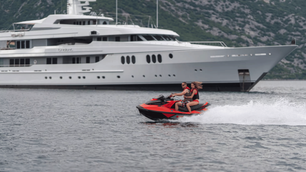 Feadship TRIDENT, 65.22 м
