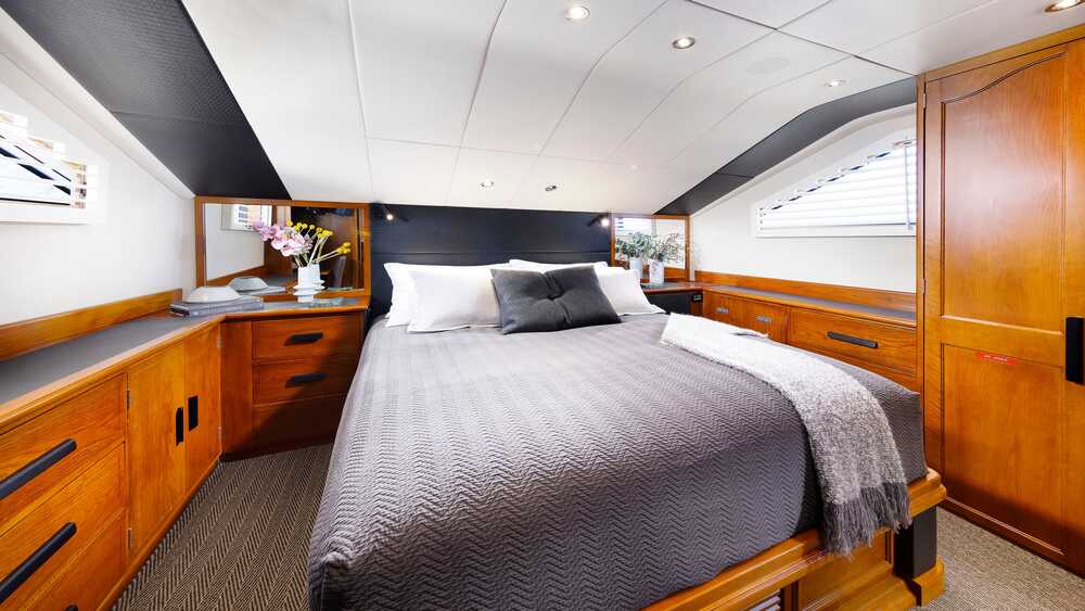 Lloyds Ships PHOENIX ONE, 35.00 м