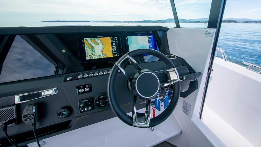 Helm station