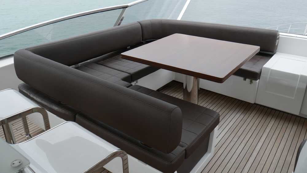 Flybridge