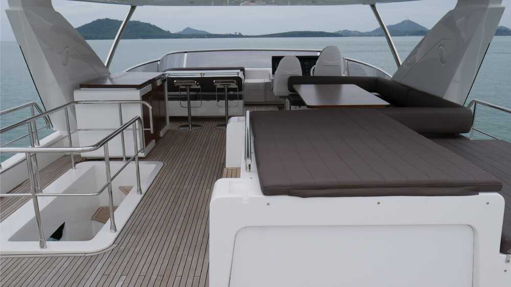 Flybridge