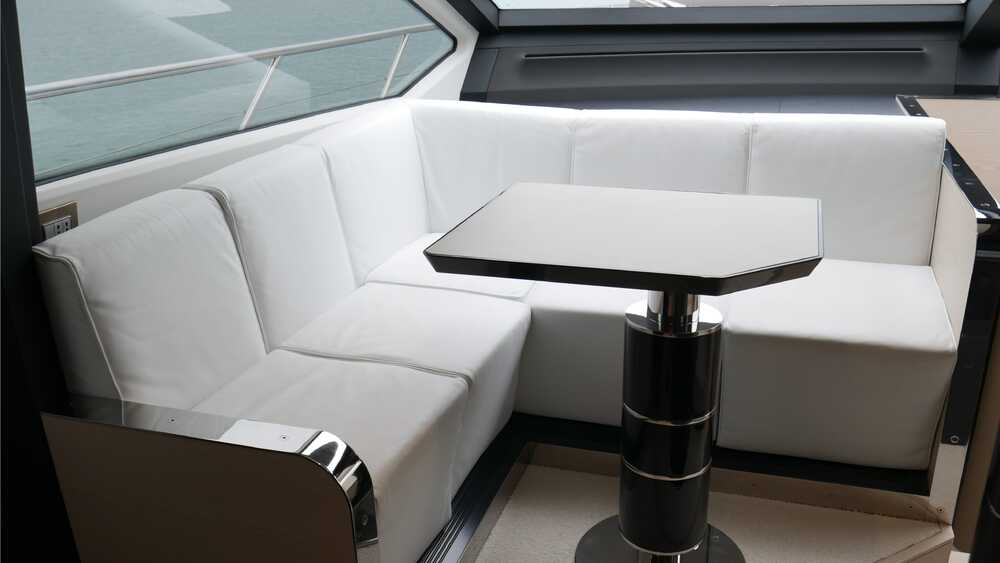 Seating wheelhouse