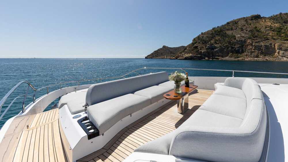 Flybridge lounge area
