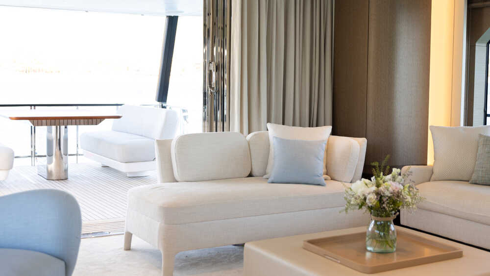 Lounge area in main salon