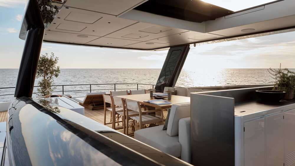 Flybridge