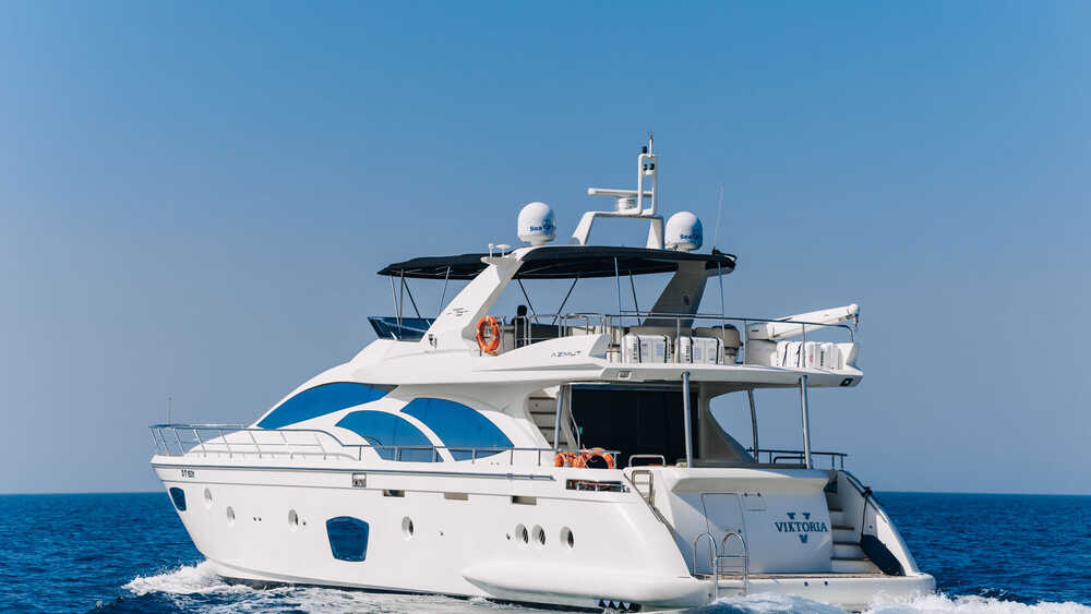 Azimut 75 M/Y Viktoria