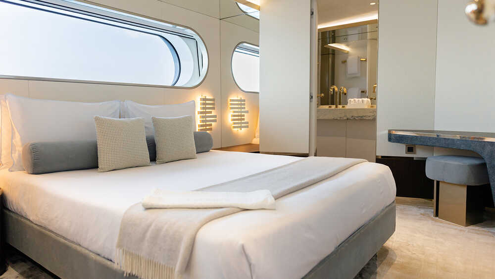 VIP cabin on stbd side