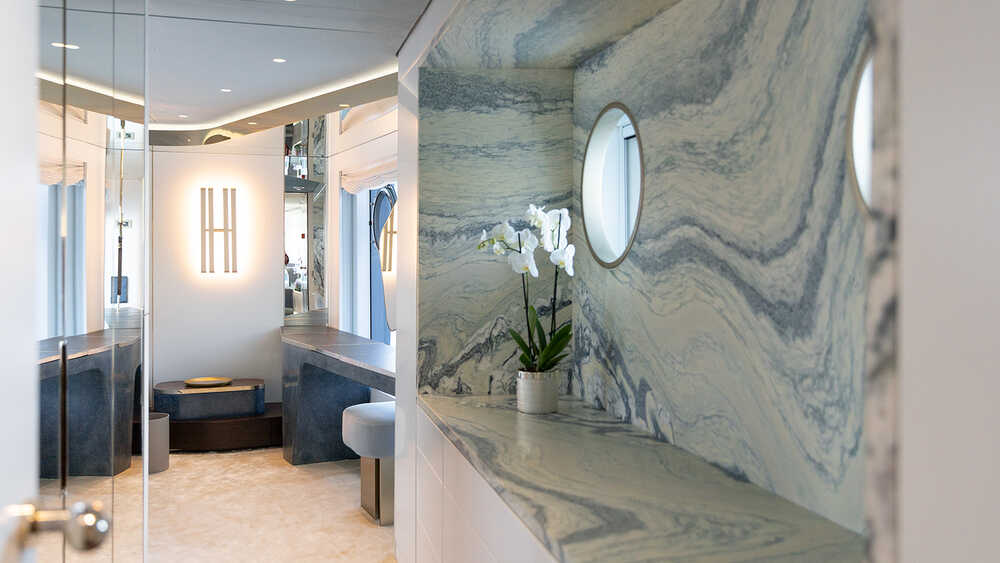 Access to master cabin
