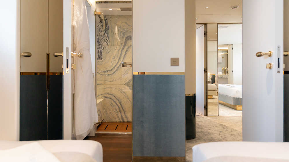 Guest cabin on stbd side