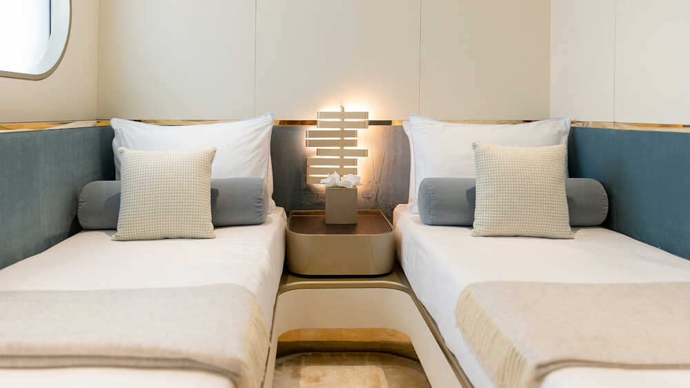 Guest cabin on port side
