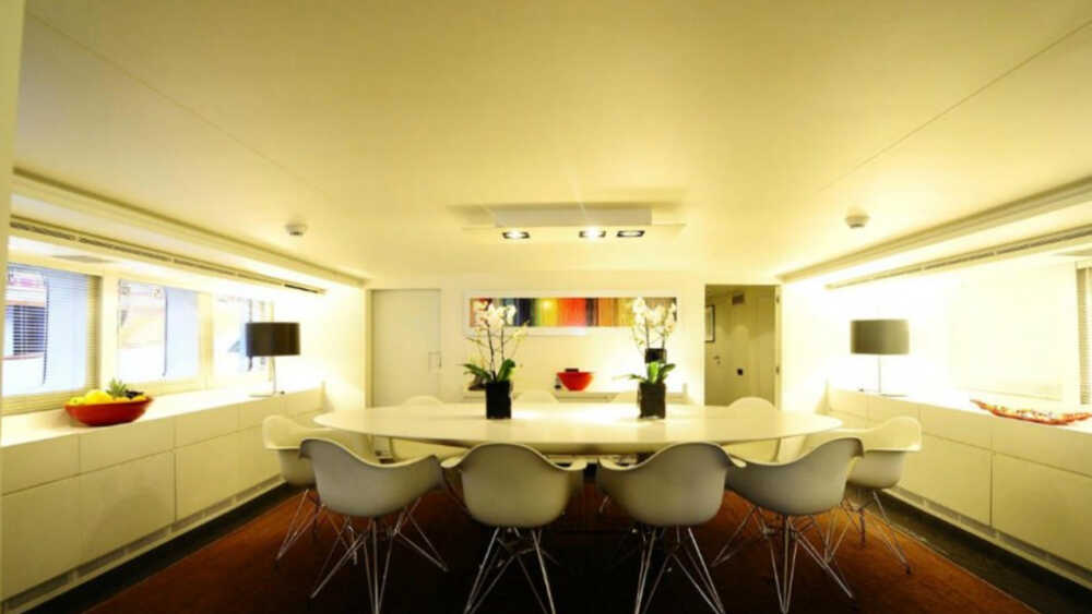 Dining area in main salon 
