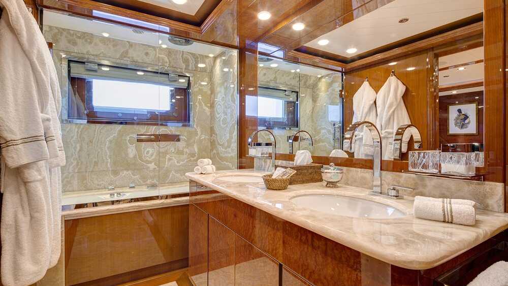 VIP bathroom