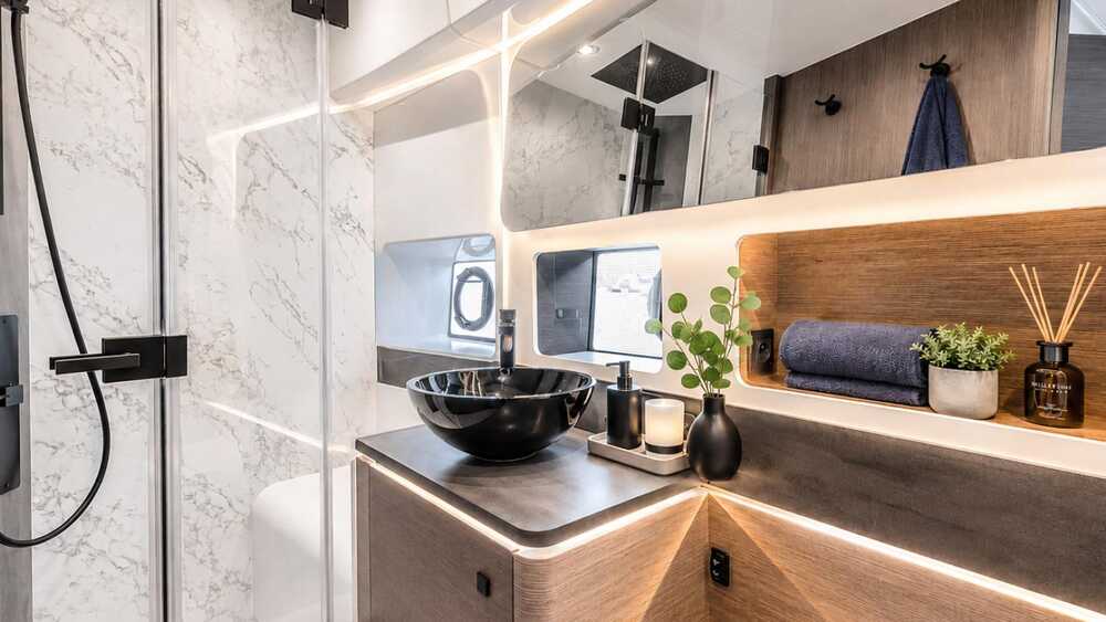 Master cabin bathroom